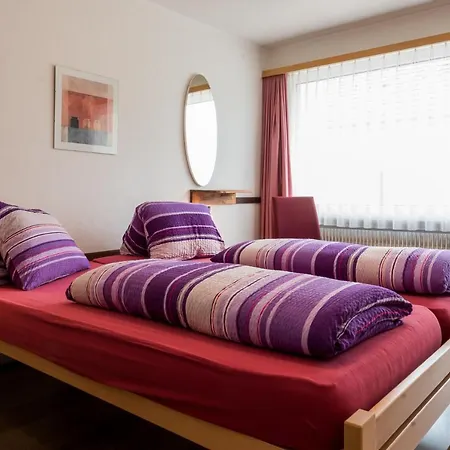 Du Pont Guest house